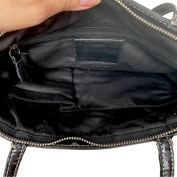 COACH Vintage Luxury Signature Canvas Stripe Canvas Tote in Black/Gray - Picture 13 of 16